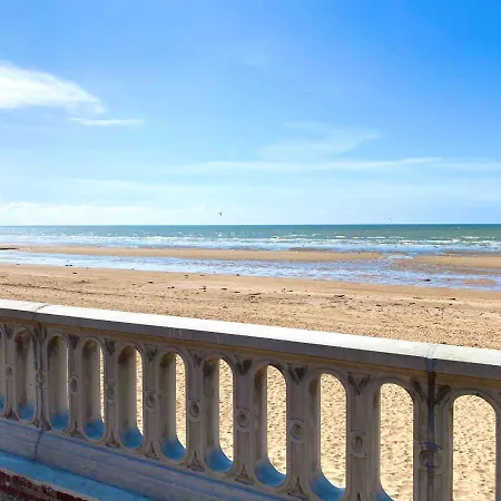 2 Pieces Avec Balcon Clochetons 2